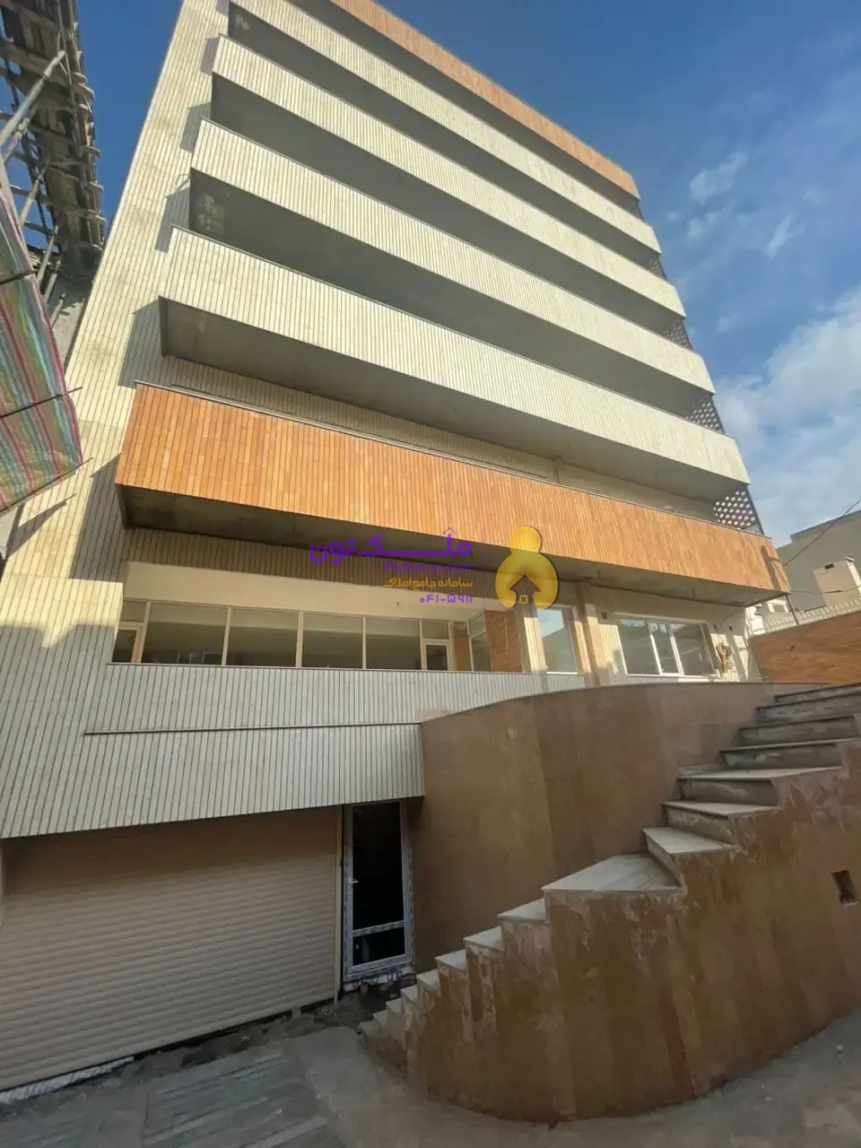 315 متر ( 3 خواب مستر / خوش نقش / مرکز شهر )