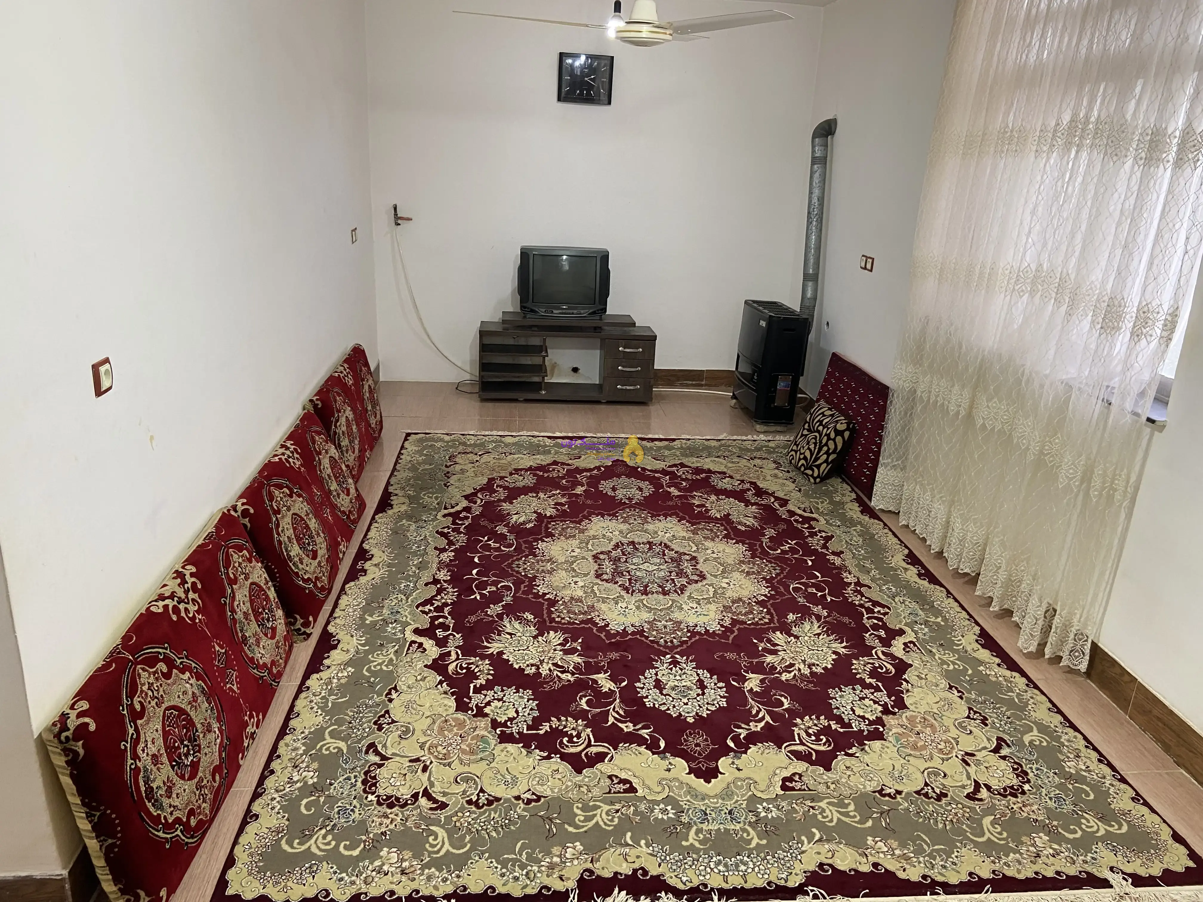 ۹۰متری