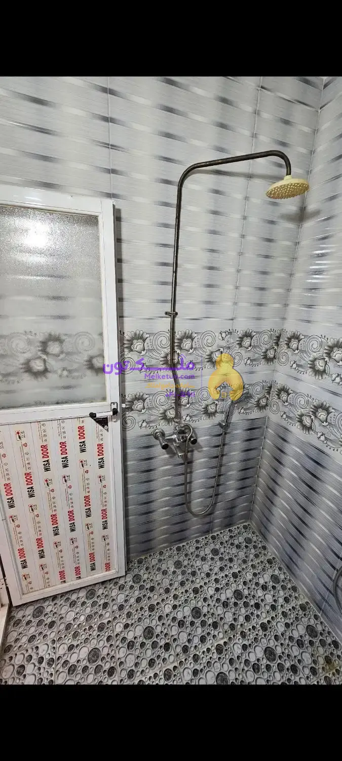 منزل مسکونی کلنگی قابل سکونت حیاط دار 134 متری
