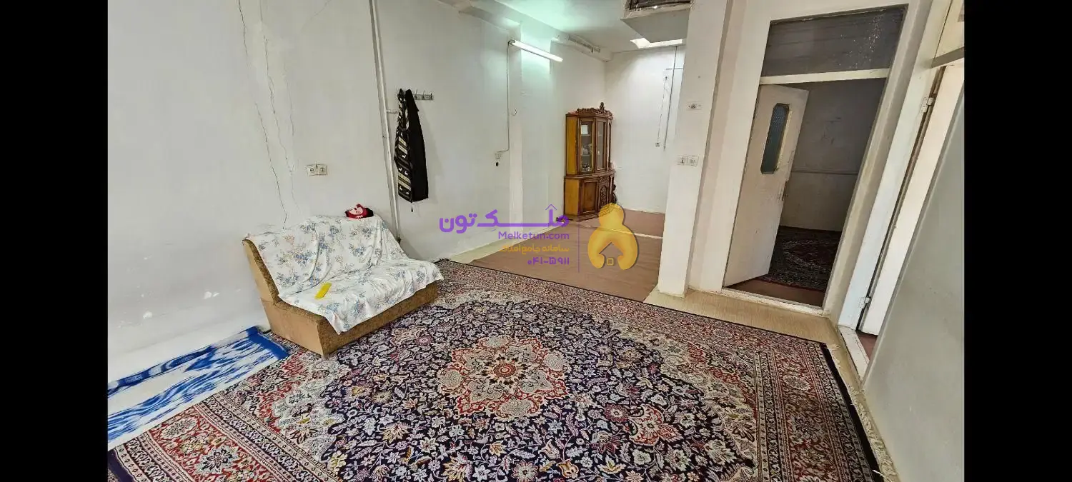 منزل مسکونی کلنگی قابل سکونت حیاط دار 134 متری