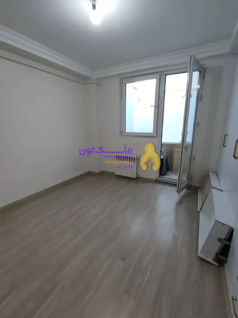 فروش آپارتمان۱۳۶متردوخوابه جنوبی ویلاشهر