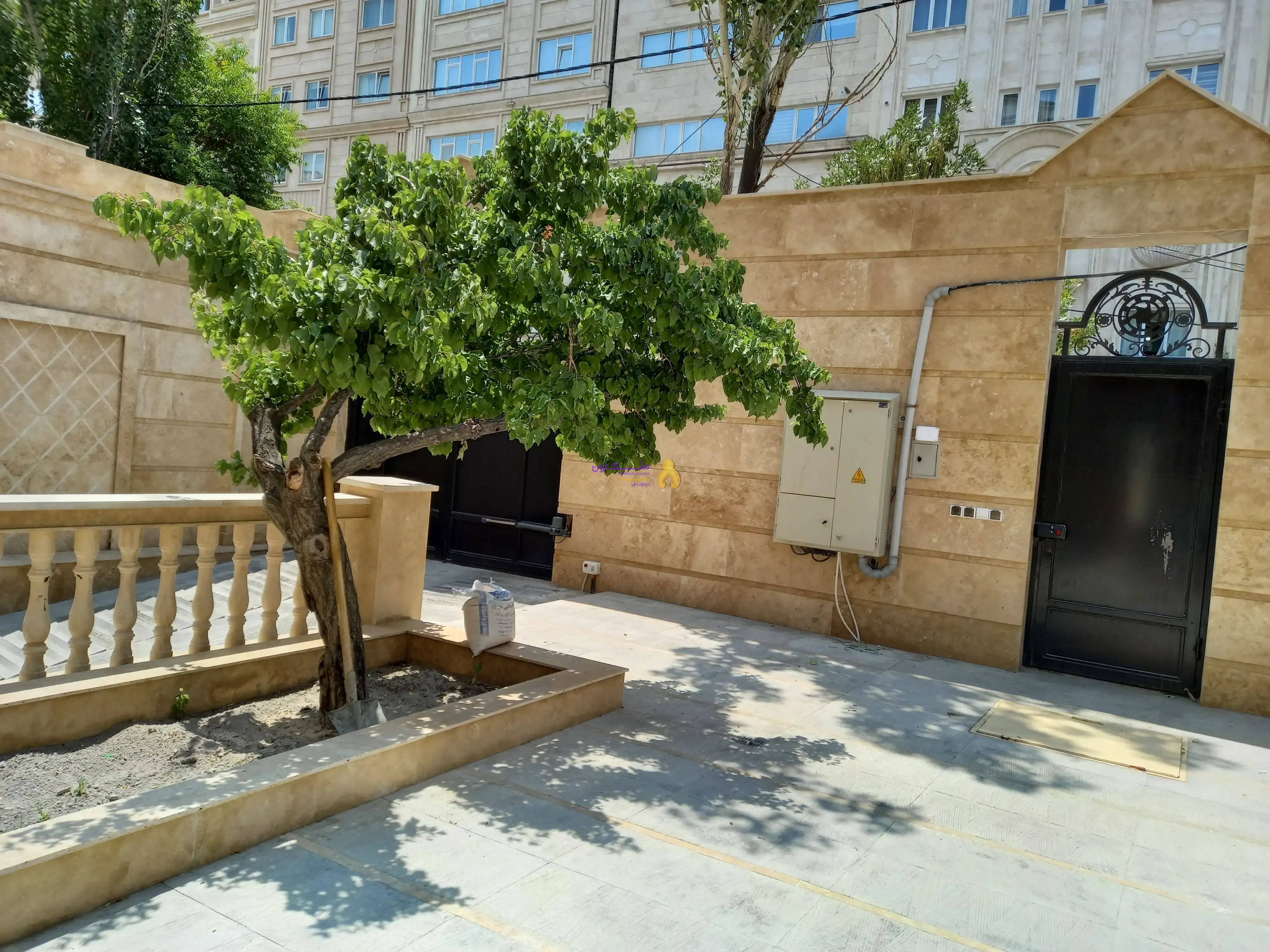 فروش آپارتمان لوکس ۲۷۵مترمربع ،شمالی، سه خوابه،ولیعصرجنوبی