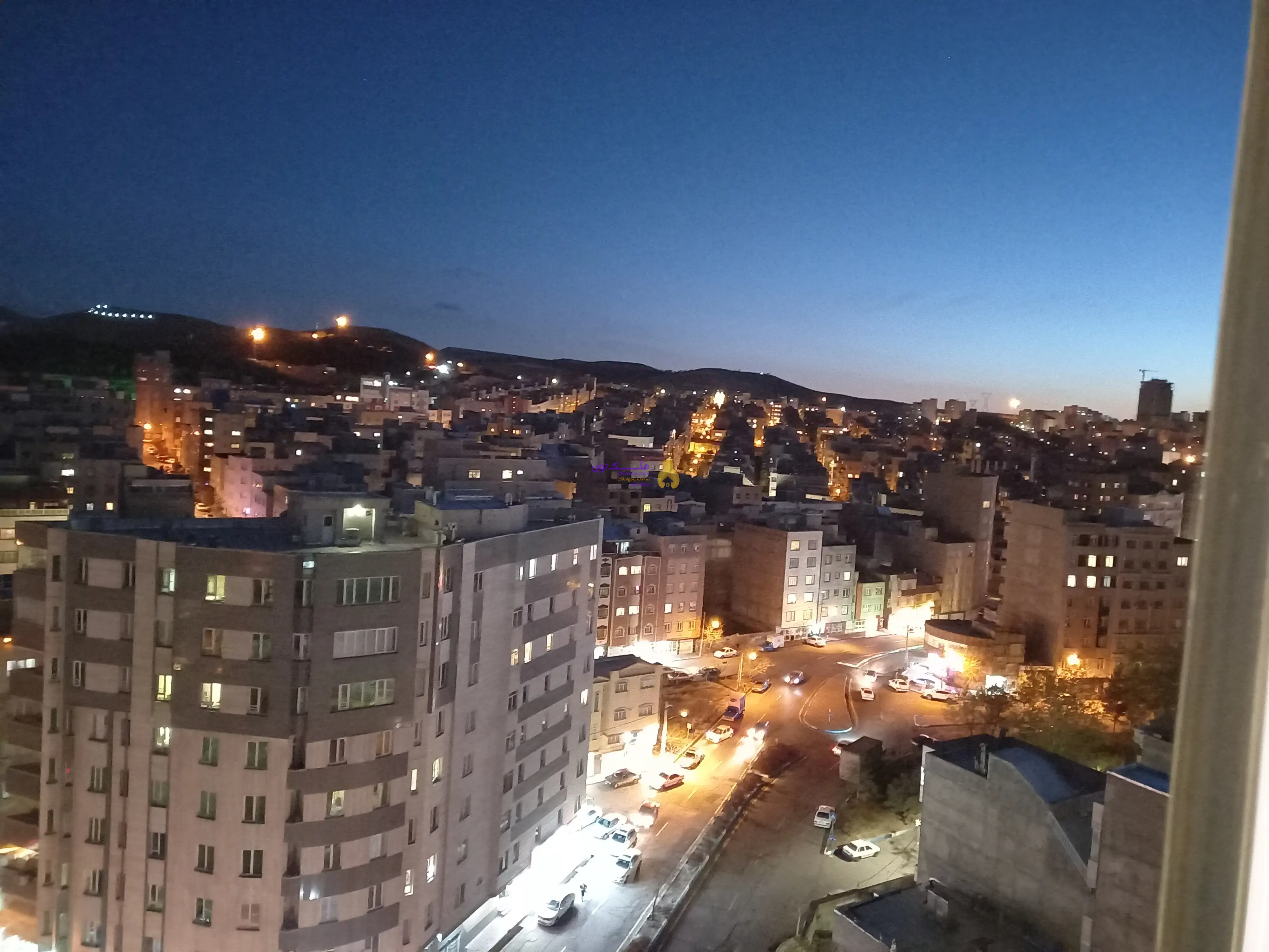 فروش آپارتمان ۹۰متردوخوابه رجایی شهر(ماهان)