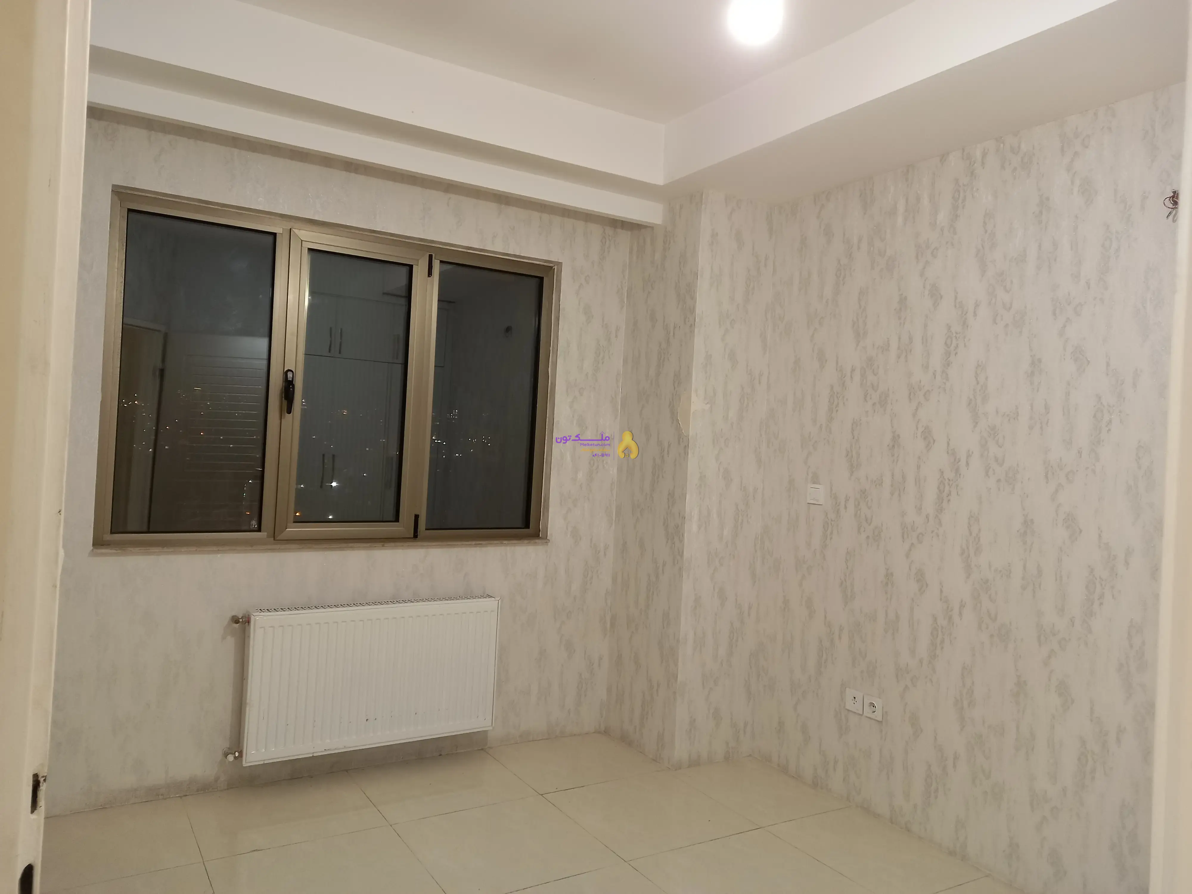 فروش آپارتمان ۹۰متردوخوابه رجایی شهر(ماهان)