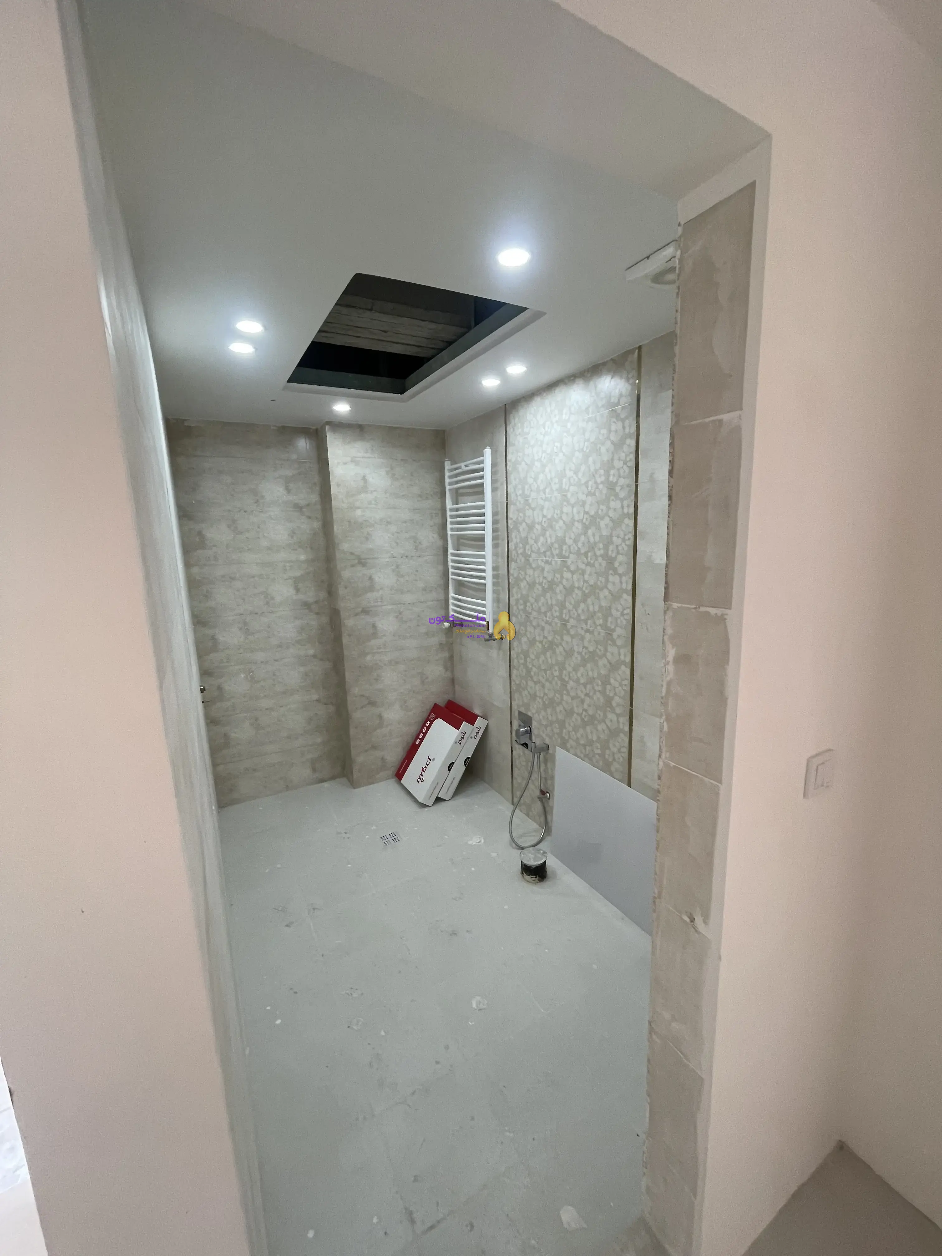 آپارتمان دونبش جنوبی فلکه تختی