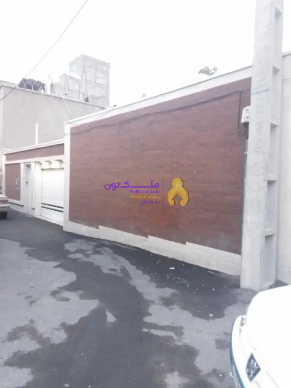 رهن خانه دربستی ۳۰۰ متر واقع در میدان ساعت