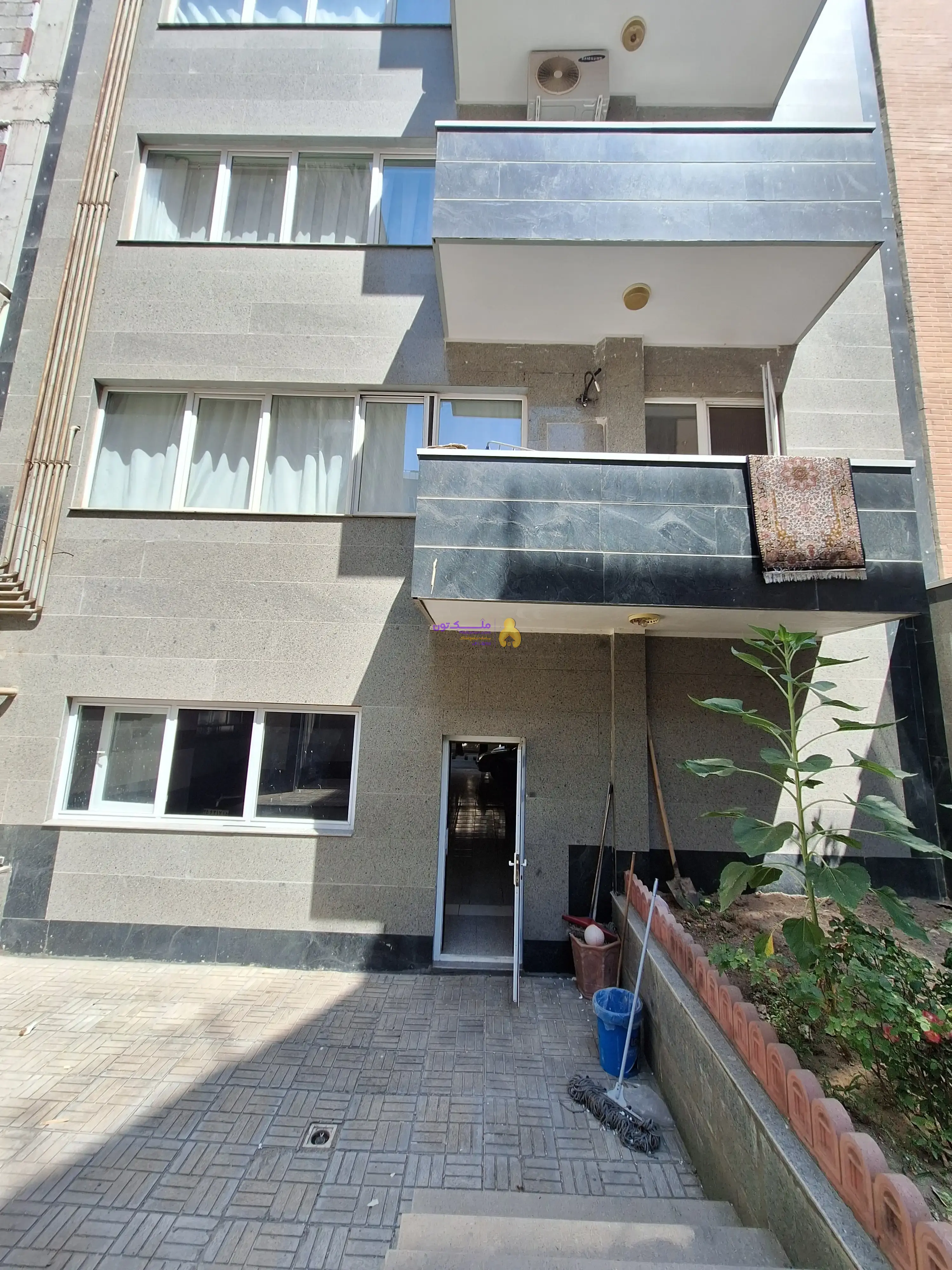 آپارتمان ۱۵۰ متری منظریه