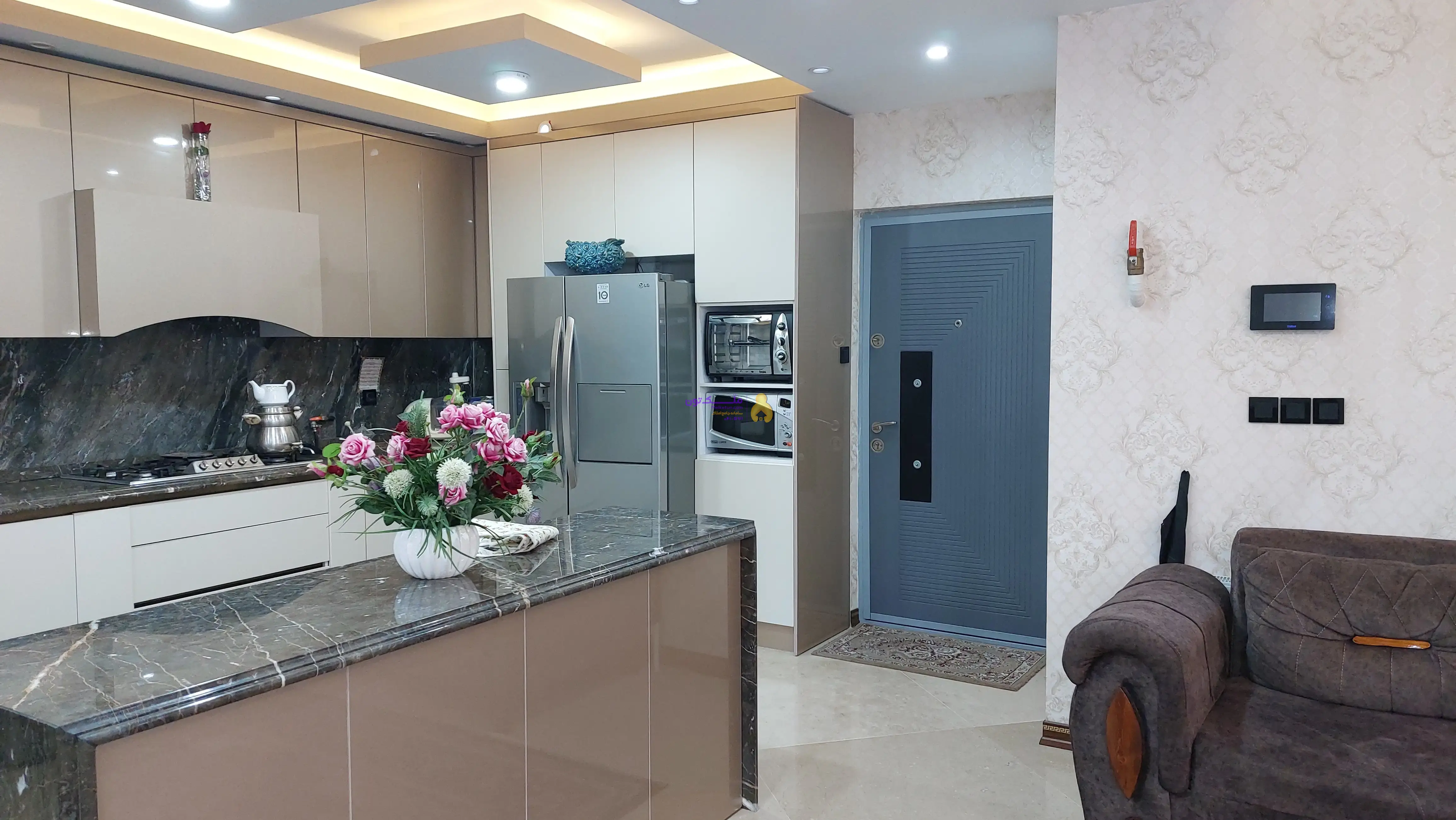 خوش ساخت،خوش نقشه،لوکیشن دنج و آرام،متریال عالی