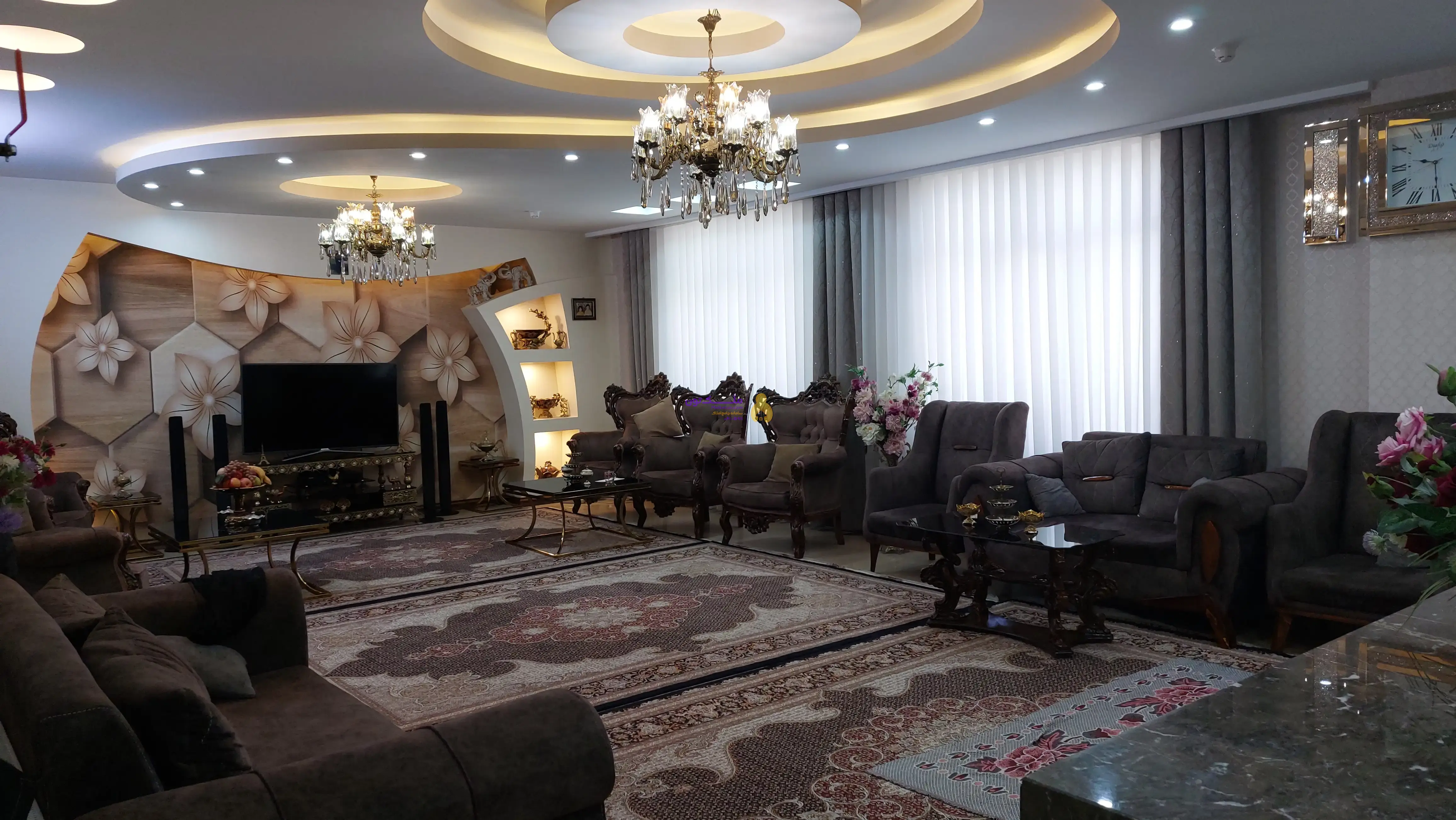 خوش ساخت،خوش نقشه،لوکیشن دنج و آرام،متریال عالی