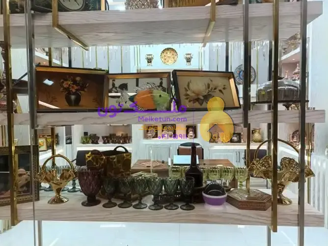ملک تجاری بوده و 25 متر در محله باغ گلدسته